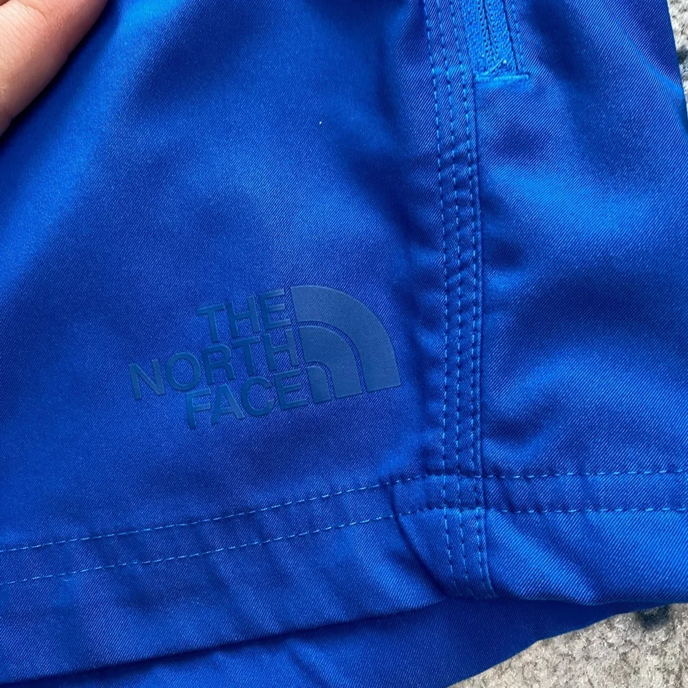 THE NORTH FACE blue swim trunks shorts zipper pocket summer swimming size 32